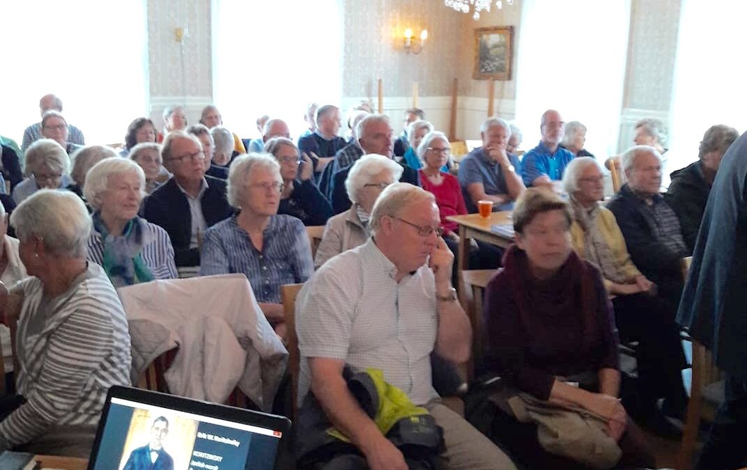 REFERAT FRA MØTET MED ERIK W. KORITZINSKY